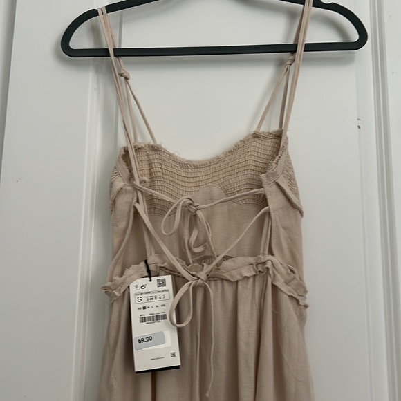 New with a tag absolutely gorgeous sleeveless maxi dress. - Picture 8 of 10